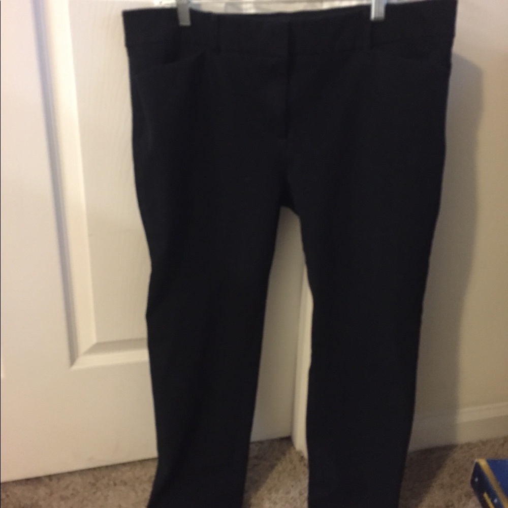 Black Audrey Ankle Pant